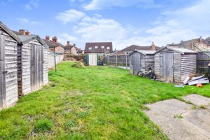 Communal Rear Garden- click for photo gallery
